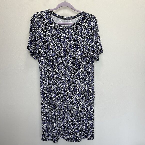 BCBGeneration | Woman's T-Shirt Dress Medium Scattered Ditzy Floral Short Sleeve - Picture 2 of 5